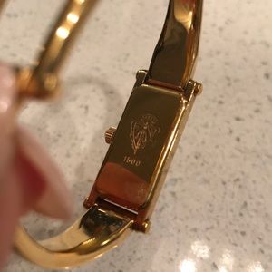 Gucci Jewelry - Vintage Gucci watch, 2001, mint condition! Gucci Jewelry - Vintage Gucci watch, 2001, mint condition!